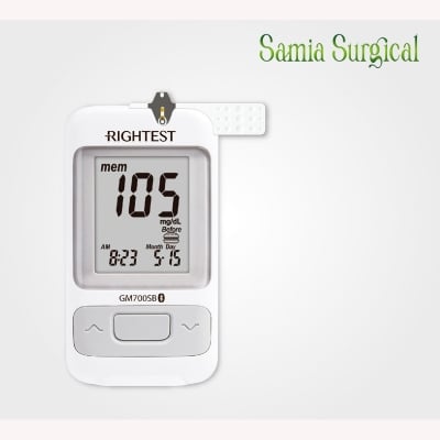 Picture of Rightest Glucose Meter  GM700 Bioname - Hand