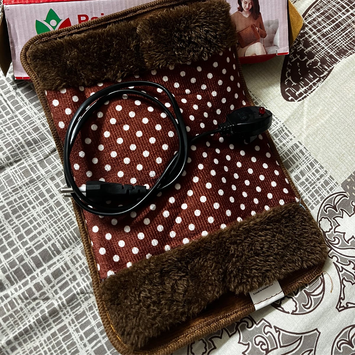 Picture of Electric Hot Water Bag pain remover Heating pad for Period Cramps Thermal Hand Warmer, Bed Heater & Pain Relief Heat Pad for Back, Neck, Waist and Cramps - Multicolour
