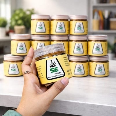 Picture of Furniture Repair Pudding wood filler, wood repair kit, painted and stainable wood putty filler, wood crack repair furniture