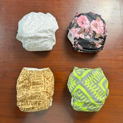 Picture of 1 Pc Reusable Cloth Baby Diapar for Newborn Babies to 3 Years Old Baby 3 pad-Multicolor