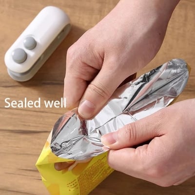 Picture of 2 IN1 Mini Sealing Machine USB Rechargable Heat Sealer Storage Bag Plastic Package Food Sealer Clip Bag Handheld Food Heat Sealer-Multicolor