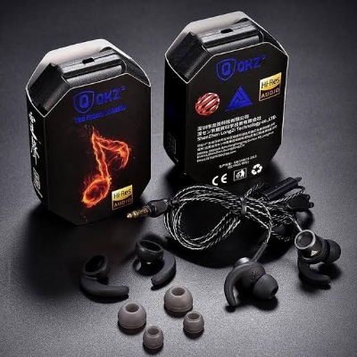 Picture of QKZ DM10 Zinc Alloy HiFi Earphone Sports Headset Phone/Laptop Gaming Earphone-Black