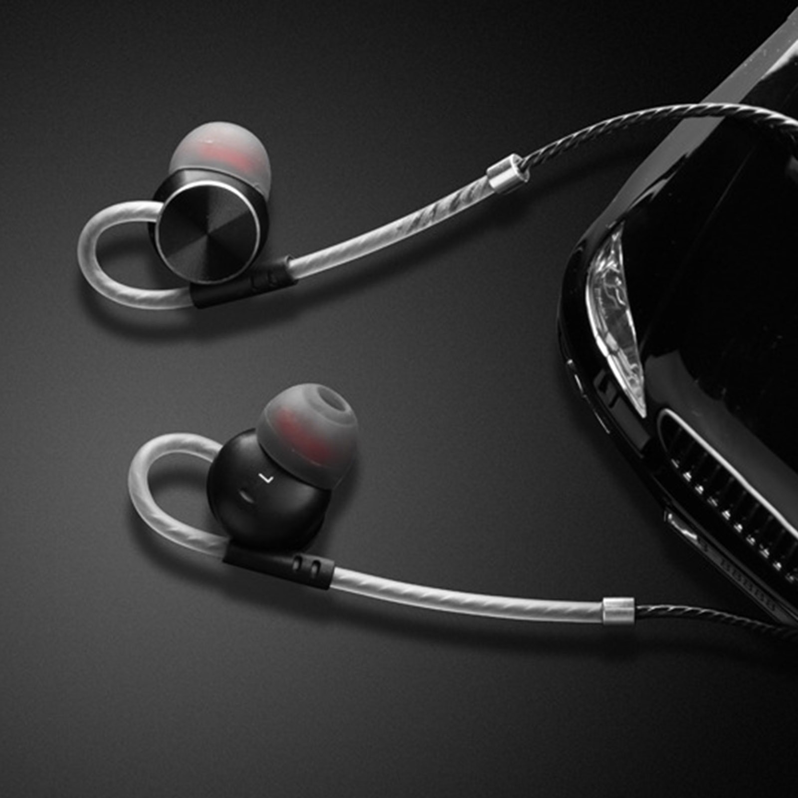 Picture of QKZ DM10 Zinc Alloy HiFi Earphone Sports Headset Phone/Laptop Gaming Earphone-Black
