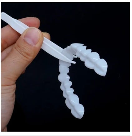 Picture of Silicone Gel Dental Hygiene Snap on Perfect Smile Fake Teeth Cover Bleach Veneers Dentures Braces Whitening Brace Mold-White
