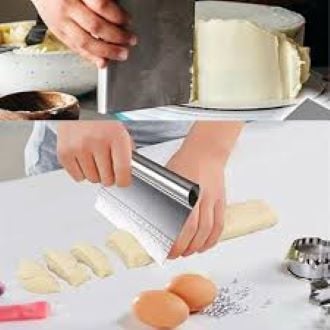 Picture of Cake Scraper Icing Smoother 7" - Silver
