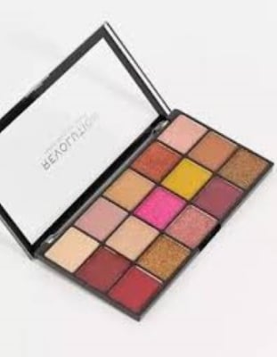 Picture of Huda  18 Color Eyeshadow Palettes