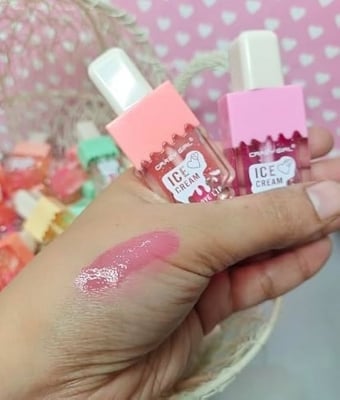 Picture of Ice Cream Tint for lips and cheeks Lip Oil 1pc
