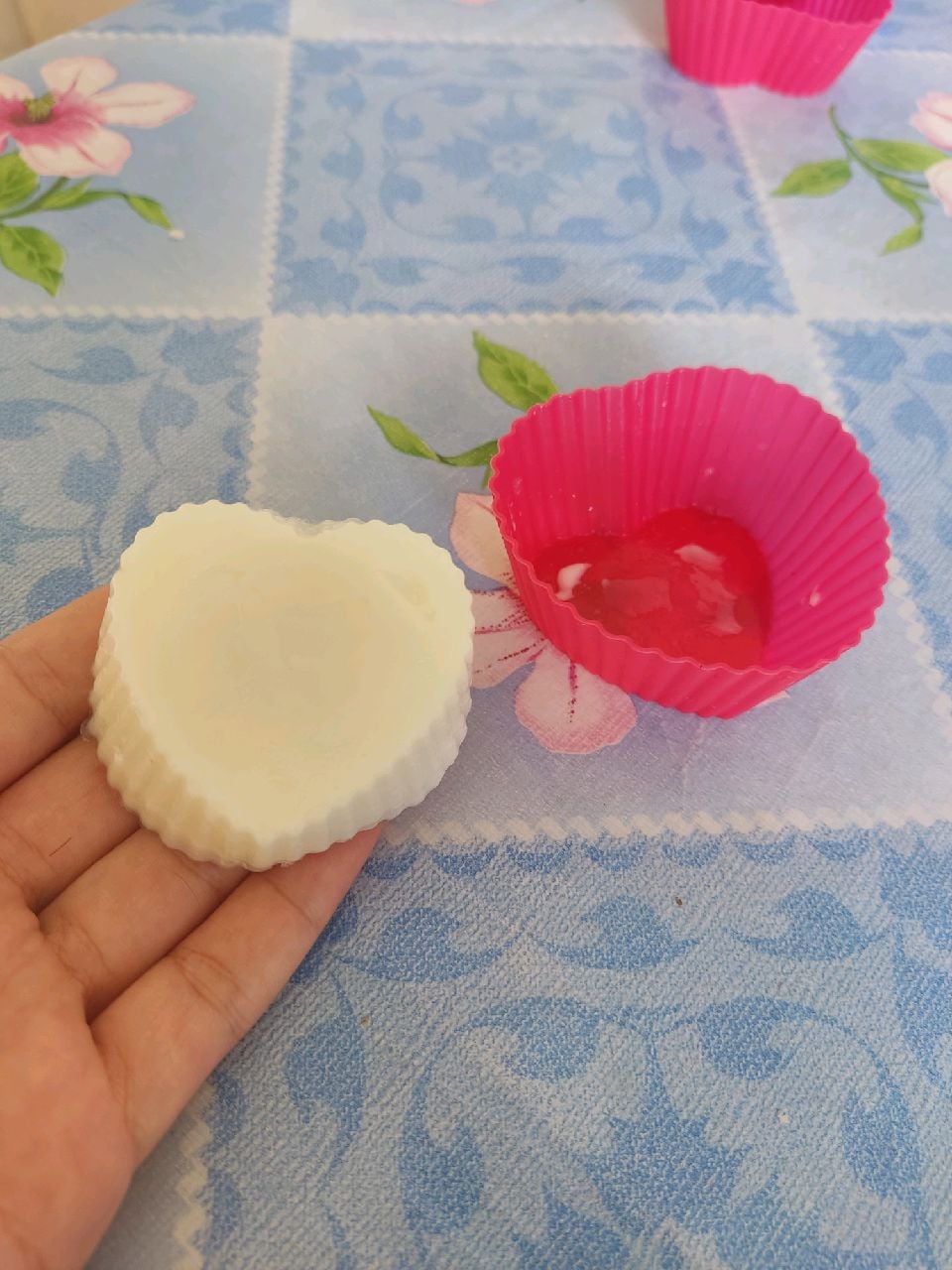 Picture of Silicone Heart + Star Mould (2 pcs set) - Multicolor