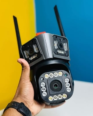 Picture of Q40 3 Lens Outdoor 9mp PTZ Ip Camera 4G Black 