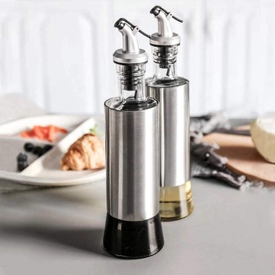 Picture of Kitchen oil spray bottle