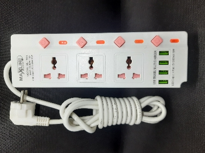 Picture of 4USB Multi Plug Maxline ML-704 Multiplug 3 Port Extention Socket 3 Meter