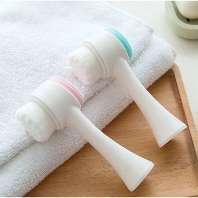 Picture of Doubled Sided Facial Brush