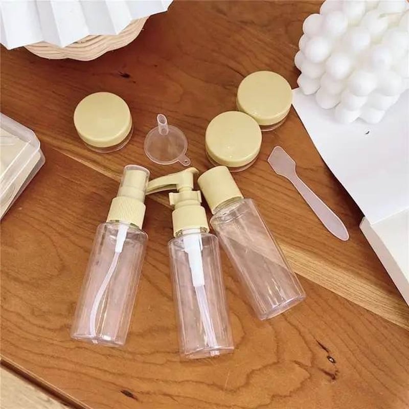 Picture of Travel Bottles Kit Leak Proof Portable Toiletry Containers Set Cosmetic Containers For Lotion Cream