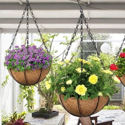 Picture of Metal Hanging Basket With Coco Liner & Hanging Chain Planter Flower Tub Pot Metal Hanging Planter Basket with Coco Coir Liner Round Wire Plant Holder with Chain Black 