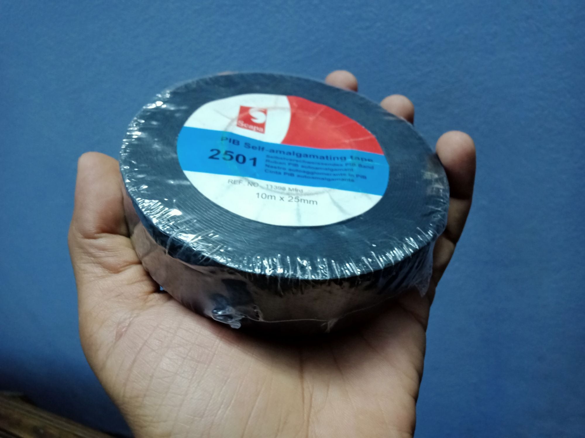 Picture of PIB Self Amalgamating Tape-25mmx10M For Perfect for Weatherproofing Cable Connections Black 