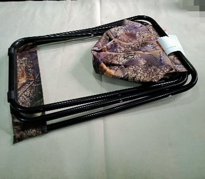 Picture of Portable metal Folding Chair Stool Seat Outdoor Fishing Camping Picnic Padded Camouflage 