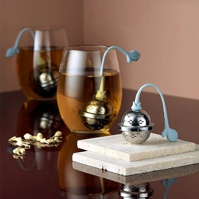Picture of Tea infusers for loose tea are made of food-graded 304-grade stainless steel, ( tea filter) Silver 