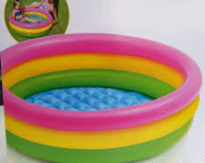 Picture of Baby Bath Tub FREE pumper (34 X 10 inch) Multicolor 