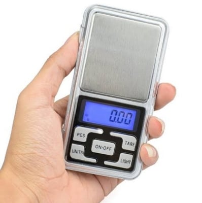Picture of Digital Display 0.1 Gm to 200 Grams Mini Pocket Weight Scale Measurement Weighing Machine Jewellery Weighing Machine Silver 
