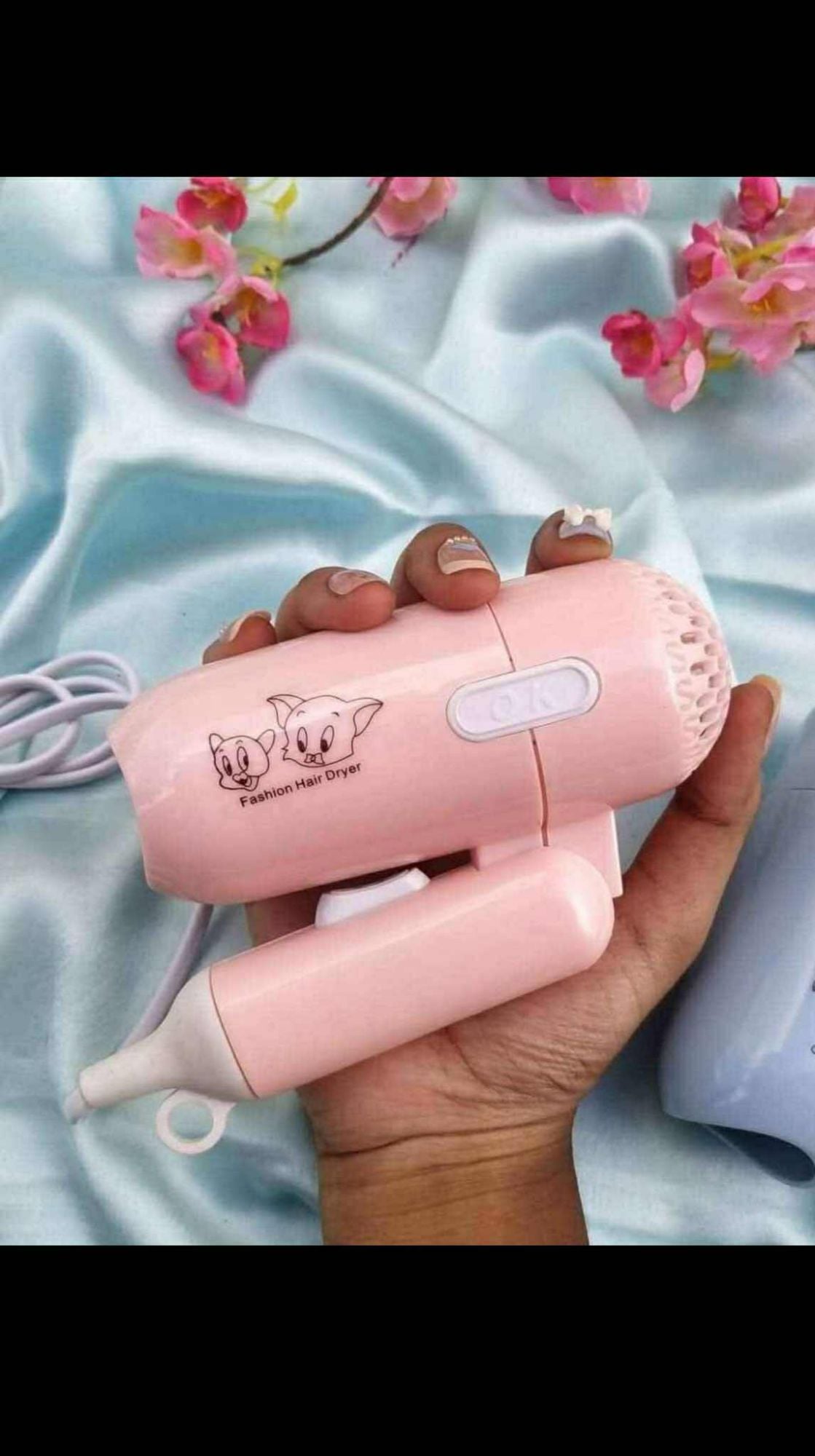 Picture of 1 Pcs Fashion Mini Folding Hair Dryer 450w Low Power Household Travel Dorm Hair Dryer Two-Speed Wind Hair Dryer Salon Modeling Tool Multicolor 
