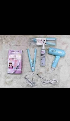 Picture of 1 Pcs Fashion Mini Folding Hair Dryer 450w Low Power Household Travel Dorm Hair Dryer Two-Speed Wind Hair Dryer Salon Modeling Tool Multicolor 