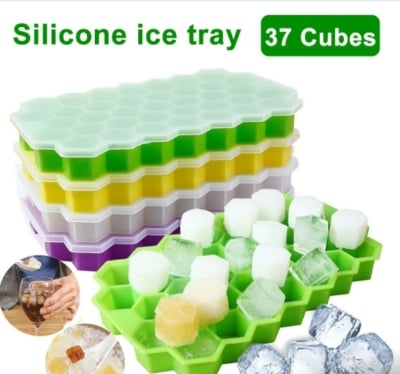 Picture of 1 Pcs Silicone Ice Cube Tray With Lid odourless, non-toxic Ice box Multicolor 