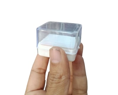 Picture of 6Pcs Mini Plastic Beads Storage Box Transparent Jewelry Storage Case Mini Clear Jewelry Box Organizer with Lid, Square Earplug Pill Storage Box Case for Small Items Bead Makeup Craft Project Containers  