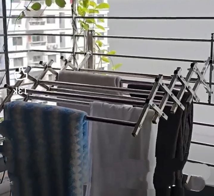 Picture of Wall Mounted Clothes Drying Hanger Metal Clothes Rack Steel Wall Mount Dryer Rack Laundry Hanging Rack Collapsible, Wall Mounted Drying Rack Silver 