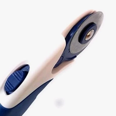 Picture of Rotary Cutter With Plastic Needle With 3 Defferent Kinds Of Blades 45mm - Blue