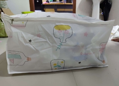 Picture of 1 Pcs Foldable Storage Bag Clothes Blanket Quilt Closet Sweater Organizer Box Home Storage Bags Supplies