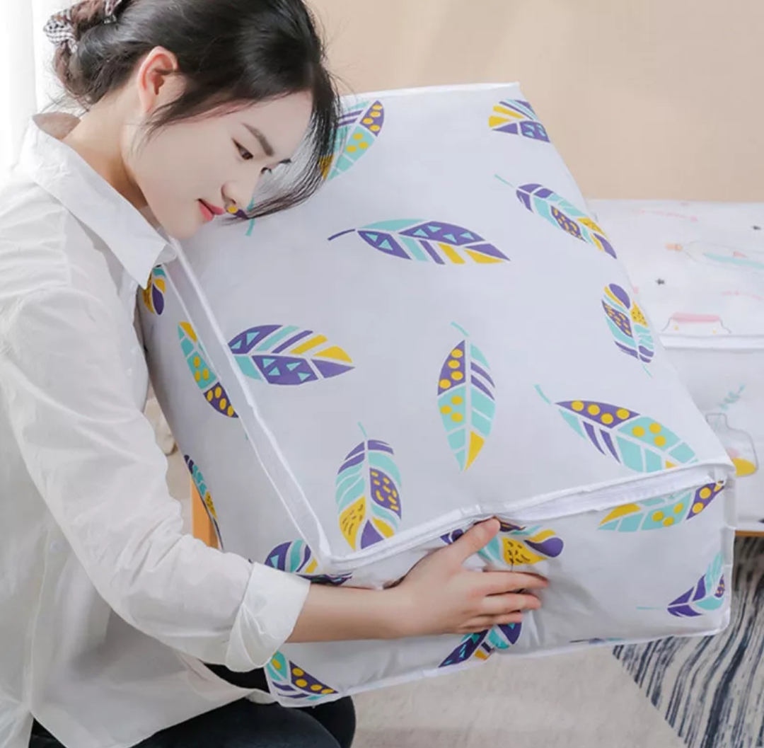 Picture of Quilt Closet Sweater Organizer Box Home Storage Bags-White
