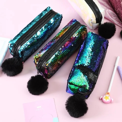 Picture of Fashionable Flash Double-Sided Sequins Cosmetics Organizer Bag
