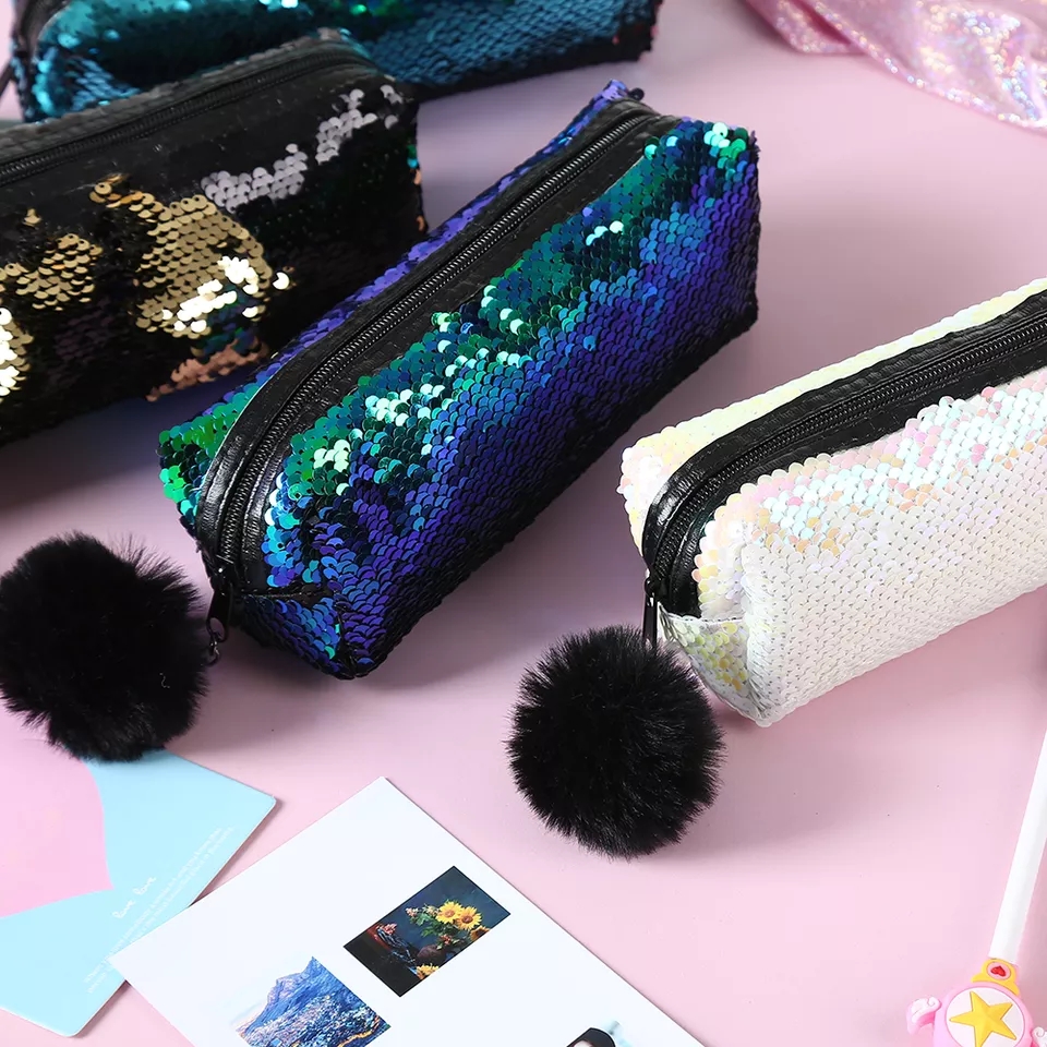 Picture of Fashionable Flash Double-Sided Sequins Cosmetics Organizer Bag