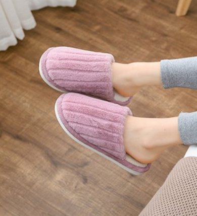 Picture of Soft And Comfortable Winter Warm Fur  Home Slippers Slippers House Shoes Flat Heel Home Indoor Bedroom