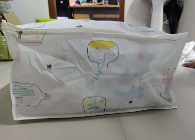 Picture of 1 Pcs Foldable Storage Bag Clothes Blanket Quilt Closet Sweater Organizer Box Home Storage Bags Supplies