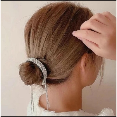Picture of Stylish Fashionable Korean Style Hair Band For Women - Hair Clip