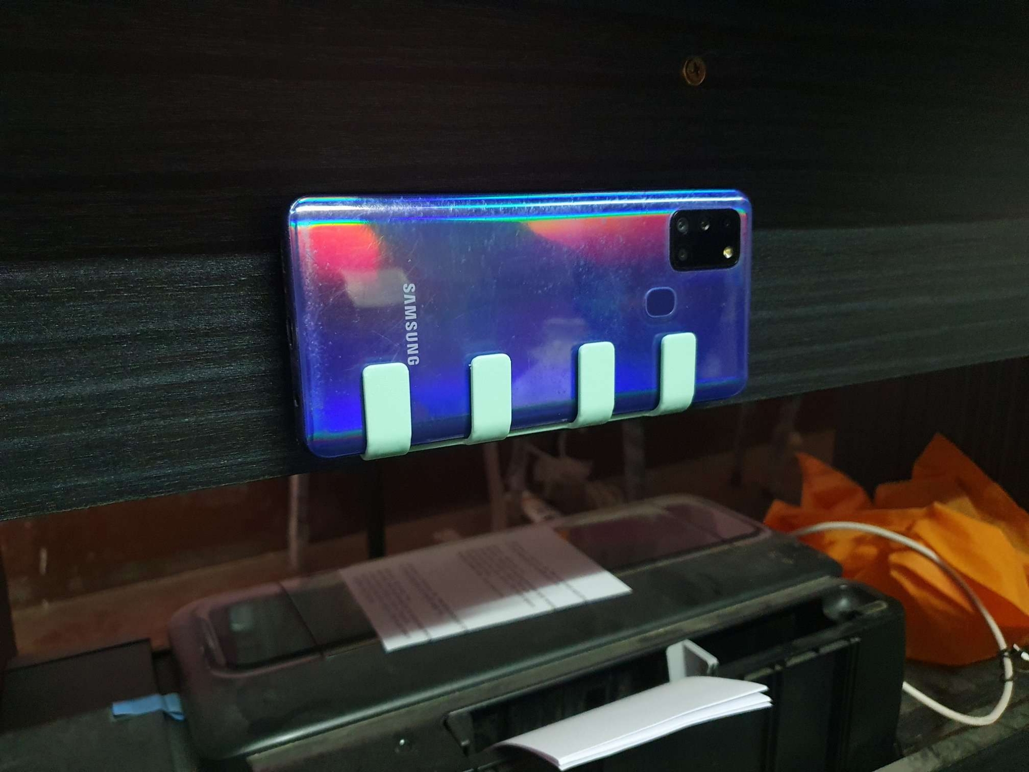 Picture of Wall Mounted Mobile Phone Holders