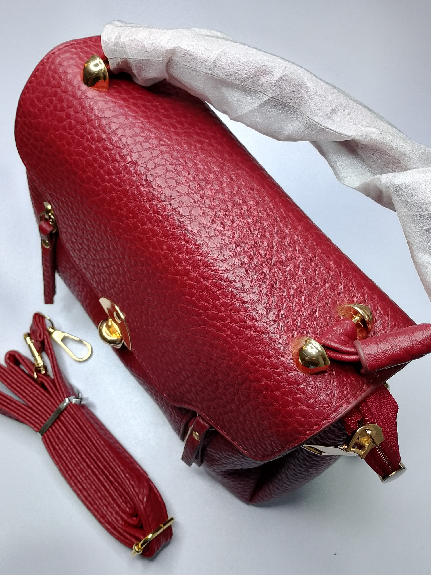 Picture of Stylish Red Ladies Bag | Artificial Leather Fashion Handbag for Women & Girls in Bangladesh | Metal Lock & Zipper Design | Party, Office & Daily Use Ladies Bag | Premium Quality China Brand