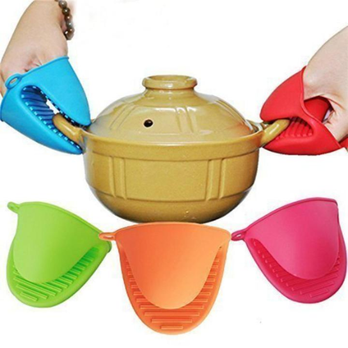 Picture of 2pcs Microwave Oven Mitt Heat Resistant Gloves Clips Silicone Anti-slip Glove Cooking Baking Kitchen Cooking Gadgets Oven Mitts - Nr mart - Multicolor