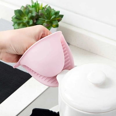 Picture of 2Pcs Microwave Oven Mitt Heat Resistant Gloves Clips Silicone Anti-slip Glove Cooking Baking Kitchen Cooking Gadgets Oven Mitts - NR Mart-2024 - Multicolor