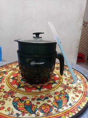 Picture of Travel-Friendly Cooker with Dual Heating Blue