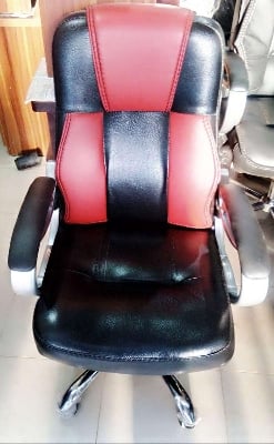 Picture of REVOLVING CHAIR - BLACK AND RED (Black)