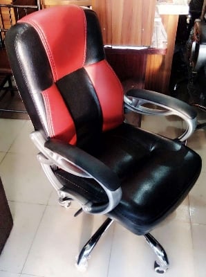 Picture of REVOLVING CHAIR - BLACK AND RED (Black)
