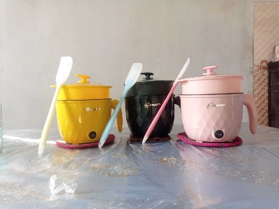 Picture of Easy Cookware for Home or Travel Blue