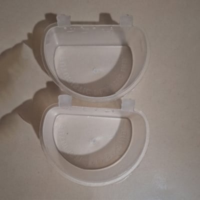 Picture of 2 pcs Bird Feeder Flat Bottom Feeding Cup Hanging Drink Food Bowl Birds Supplies