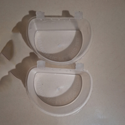Picture of 2 pcs Bird Feeder Flat Bottom Feeding Cup Hanging Drink Food Bowl Birds Supplies