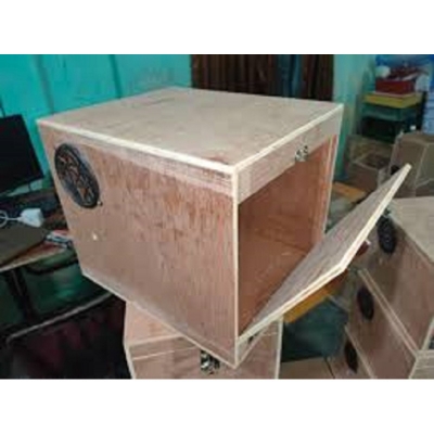 Picture of Breeding Box for cockatiel bird-01 pc