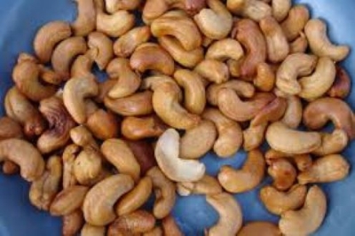 Picture of Cashew/Roasted Cashew Nuts -250Gm Kaju Badam-Vaja Kaju Badam With Salt (Jar)