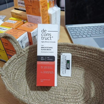 Picture of Deconstruct Brightening Sunscreen SPF 50+ - Niacinamide & Vitamin C 50g 