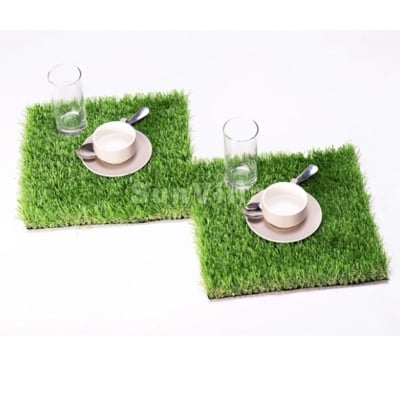 Picture of 2 pcs Artificial Grass Square Mats Fake Grass Tiles Placemats Turf Patch Table Centerpieces Decor Rug for Crafts Miniature Garden Dollhouse DIY Party Indoor Outdoor, Green (Green)